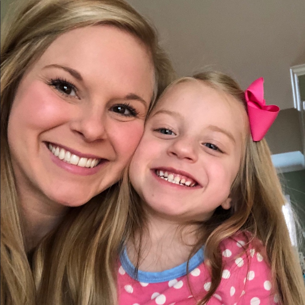 Meet your Posher, Hali